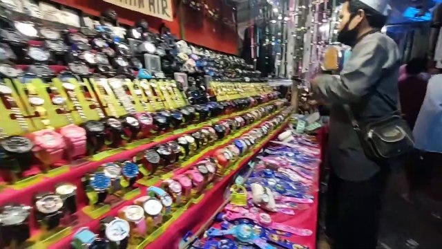 PEDAGANG JAM UNTUNG BANYAK DI HAUL MAMA CIBITUNG KE 68 _ HAUL MAMA CIBITUNG BANDUNG BARAT KE 68