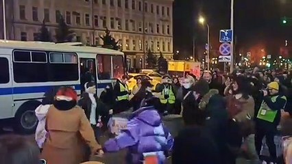 Russian police detain more than 1,400 people at anti-war protests