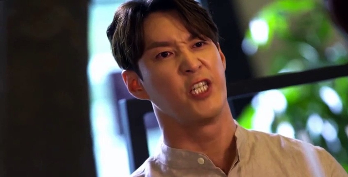 Man Who Sets The Table S01 E04