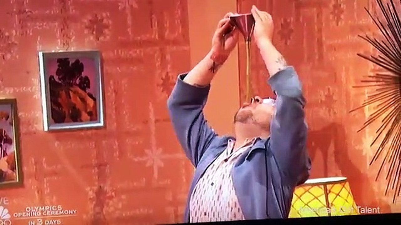 En direct à la télé, un tour de magie tourne au cauchemar. Les images sont à glacer le sang…