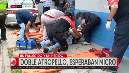 Muere una de las dos personas que fue atropellada cuando esperando un micro