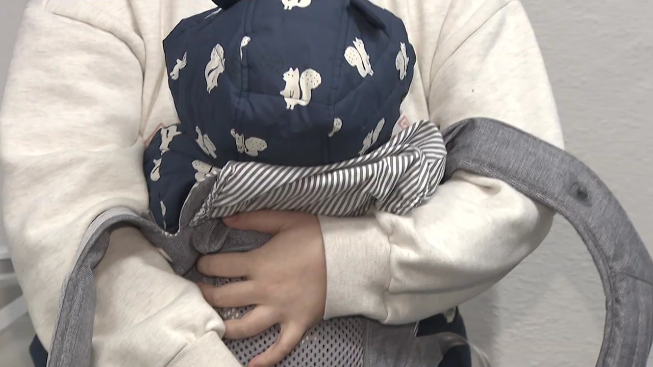 [뉴스라이브] 오미크론 치명률 낮아지는데...확진 영유아 잇따라 사망, 왜? / YTN
