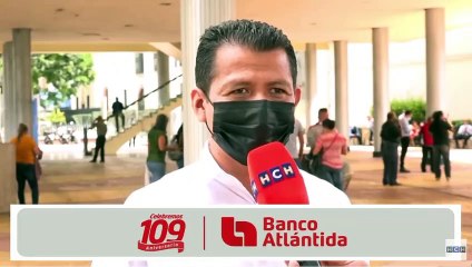 Pese a que el pueblo lo exige, los diputados se hacen los tontos y no se rebajan el salario