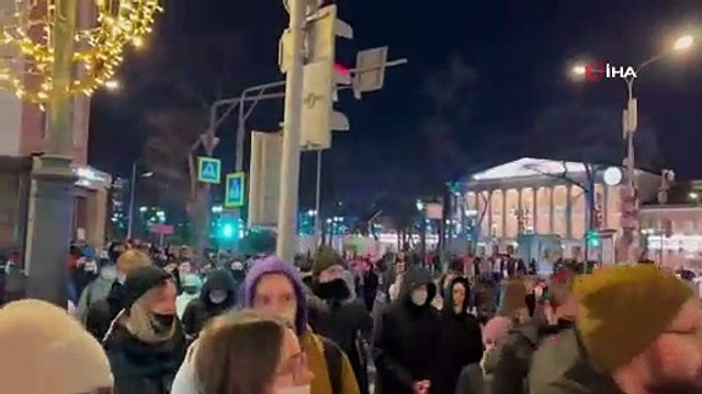 Rusya'daki savaş karşıtı gösterilerde gözaltı sayısı bin 700'ü aştı