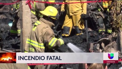 Cuatro casas fueron consumidas por un incendio en Tijuana.