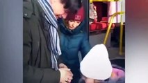 Ukraynalı babanın kızına son bakışı yürekleri sızlattı