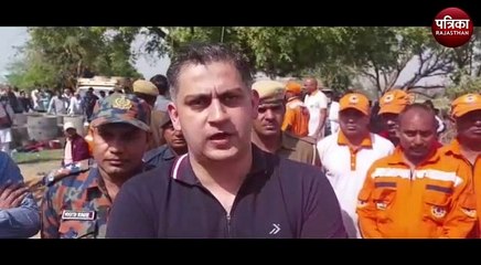 बोरवेल में मासूम: भाई को बचाने के लिए 12 वर्षीय बहन बोरवेल में जाने को हुई तैयार, कल से नहीं खाया खाना