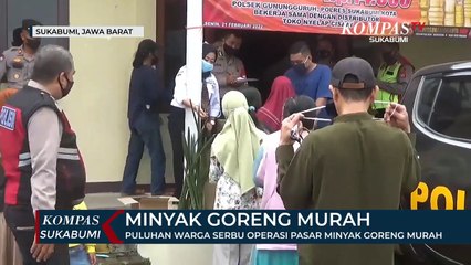 Puluhan Warga Serbu Operasi Pasar Minyak Goreng Murah