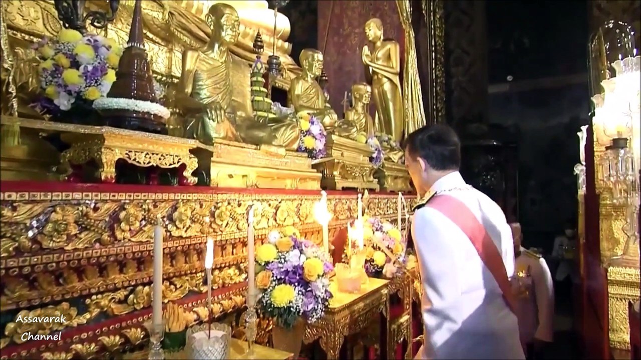 ในหลวง พระบรมราชินี เสด็จพระราชดำเนินทรงบำเพ็ญพระราชกุศลถวายผ้าพระกฐิน ณ วัดบวรนิเวศวิหาร