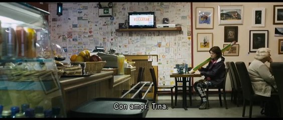 Turistas Tráiler VO