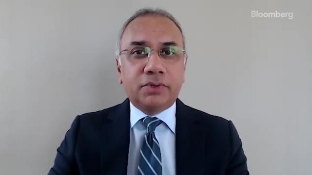 Infosys CEO on IT Service Trend, Hiring Strategy