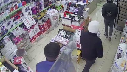 Zeytinburnu'nda iş yerinden 11 milyon lirayı gasbeden 3 şüpheli yakalandı