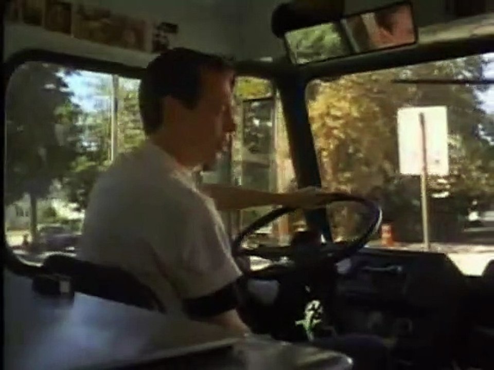 Trees Lounge (Una última copa) Tráiler VO