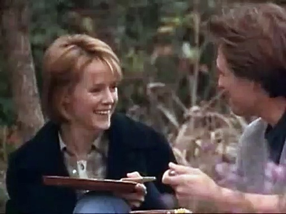 Mil ramos de rosas Tráiler VO