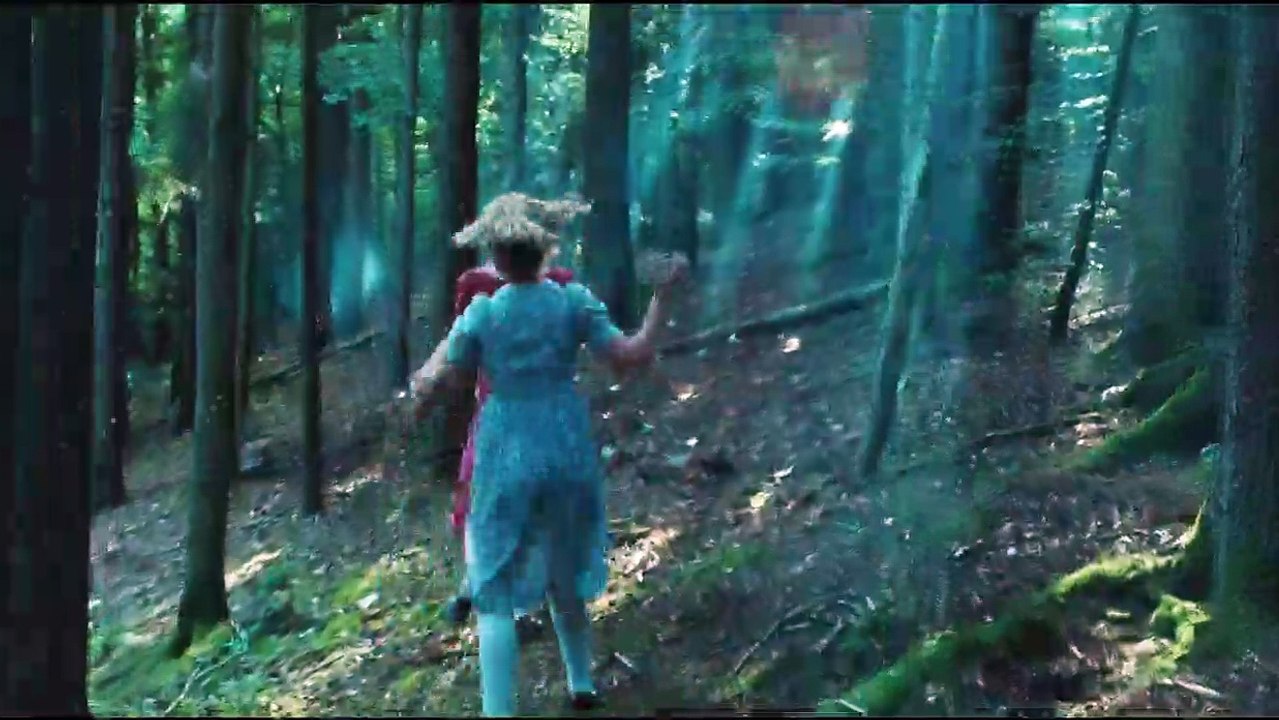 Lore Tráiler (2) VO