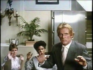 Tres fugitivos Tráiler VO