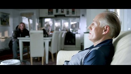 En tierra de nadie (Snowman's Land) Tráiler