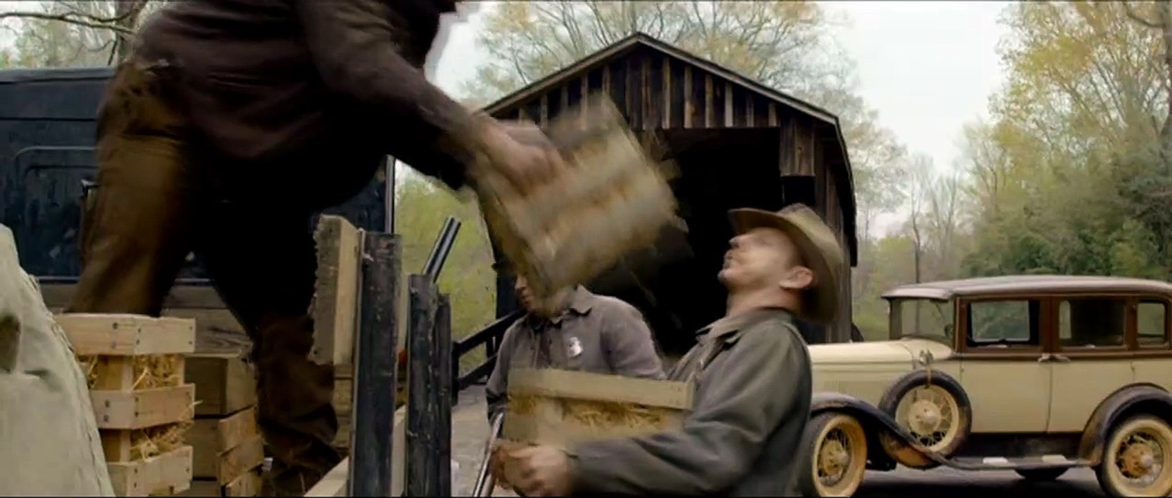 Lawless (Sin ley) Tráiler