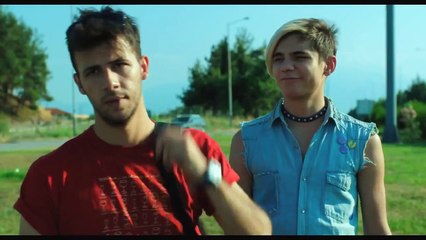 Cuestión de actitud Tráiler (2) VO