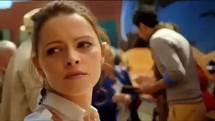 Bajo el sol del desierto Tráiler VO