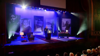 Michael Moore In TrumpLand Tráiler VO