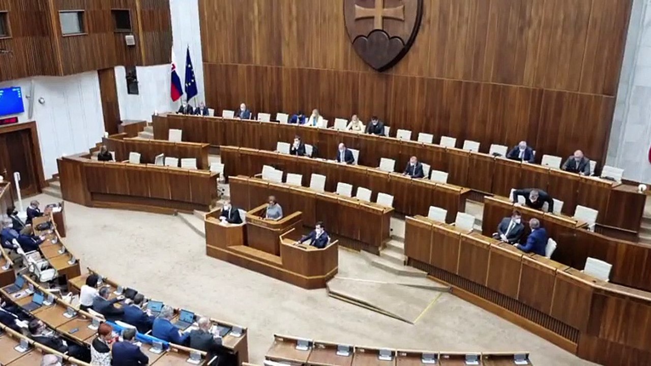 ZÁZNAM: Rozprava v NR SR k situácii na Ukrajine