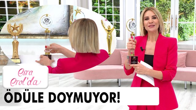 Esra Erol'da Yılın En İyi Gündüz Kuşağı Programı oldu! - Esra Erol'da 25 Şubat 2022