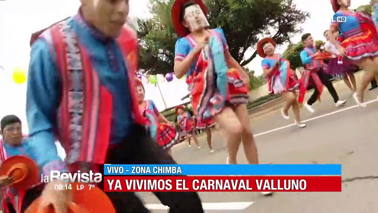Disfrutamos de una Mini entrada Folclórica a un día del inicio del Carnaval