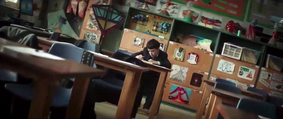 Un monstruo viene a verme Tráiler (4) VO