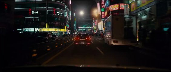 Ella es un monstruo Tráiler (2)