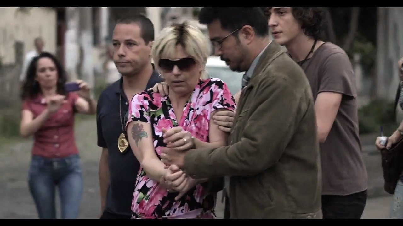 Madre sólo hay una Tráiler (3) VO