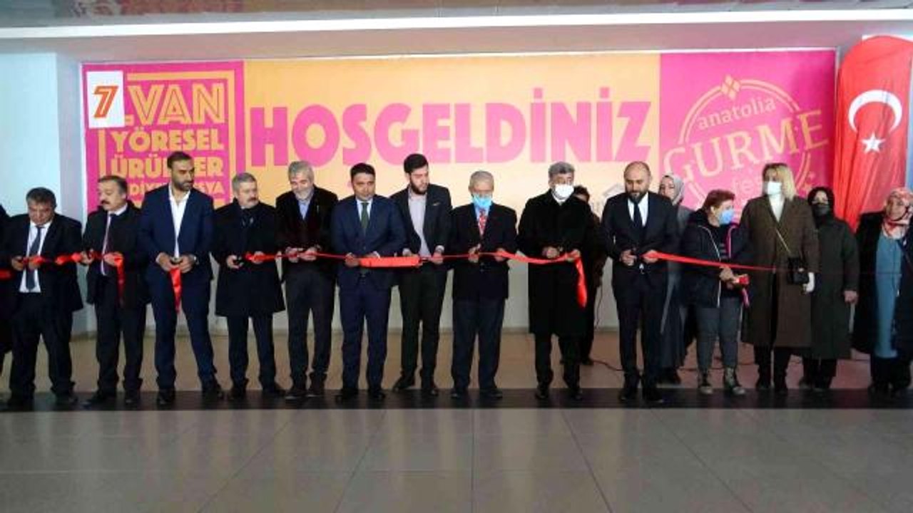 Van'da '7. Yöresel Ürünler ve Hediyelik Eşya Fuarı' kapılarını ziyaretçilere açtı