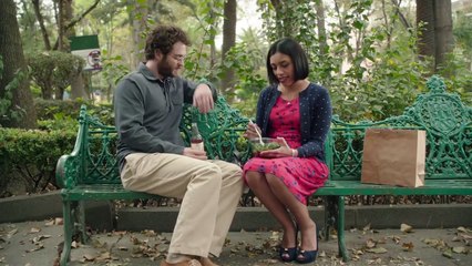 Casi Una Gran Estafa – Tráiler en Español