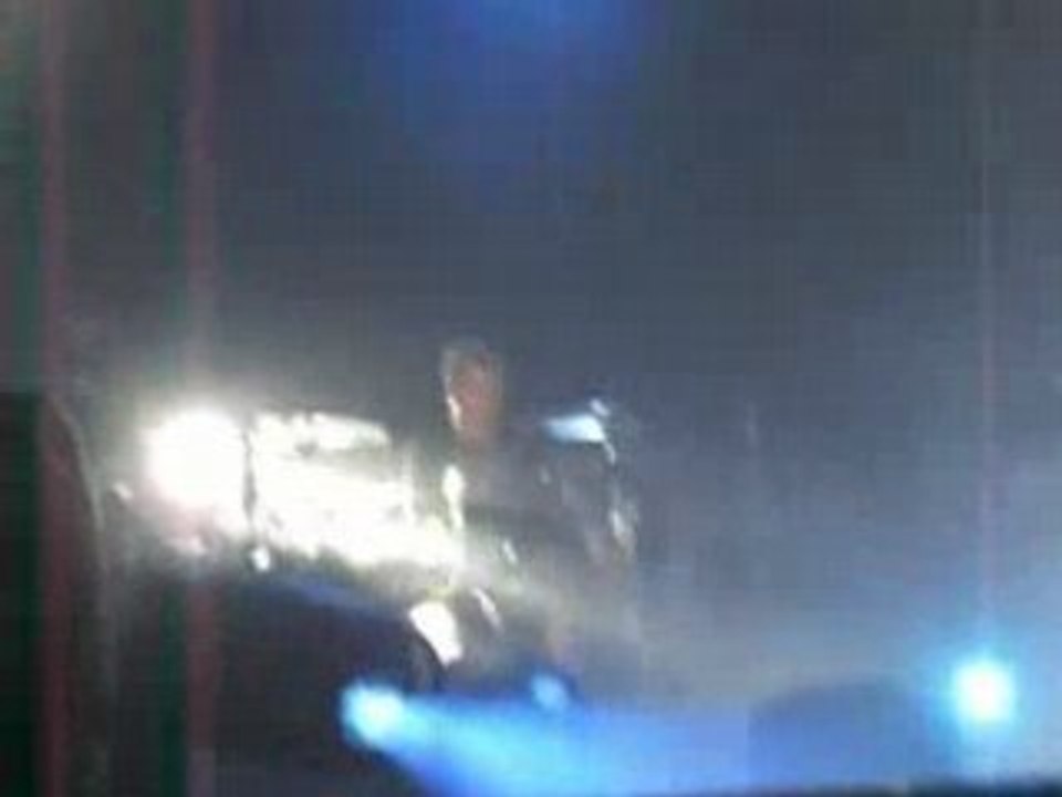 Wir sterben niemals aus strasbourg 6.03.08 tokio hotel