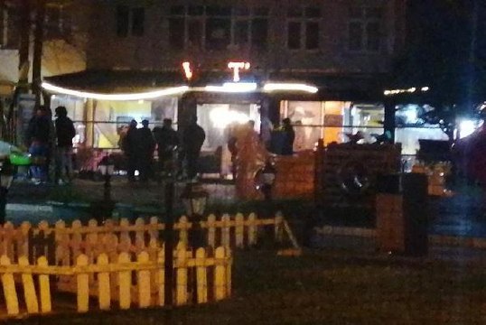 Son dakika haber! SİLİVRİ'DE KAFEDE OTURURKEN SİLAHLA ATEŞ EDİLEN KİŞİ YARALANDI