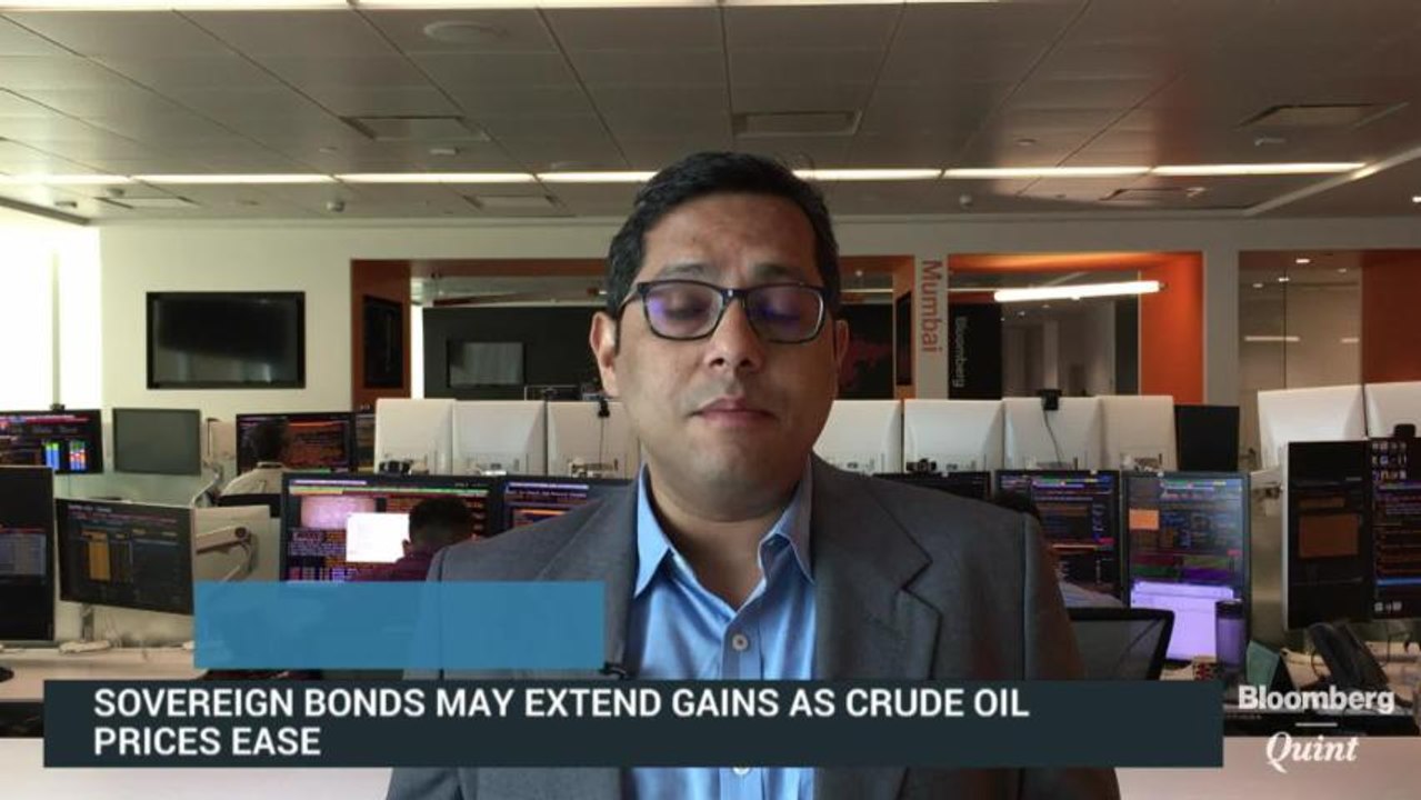 Easing Crude Oil Prices Boost Gains For Sovereign Bonds