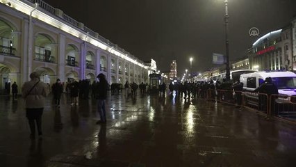 ST. PETERSBURG - Rusya'da savaş karşıtı gösteri