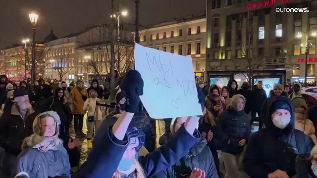 Ρωσία: Αντιπολεμικό συλλαλητήριο και συλλήψεις στην Αγία Πετρούπολη