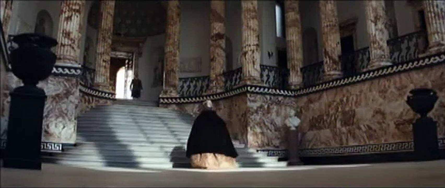 La Duquesa Clip (5)