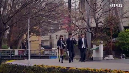 'El patito feo que surcó los cielos' - Tráiler Oficial - Netflix