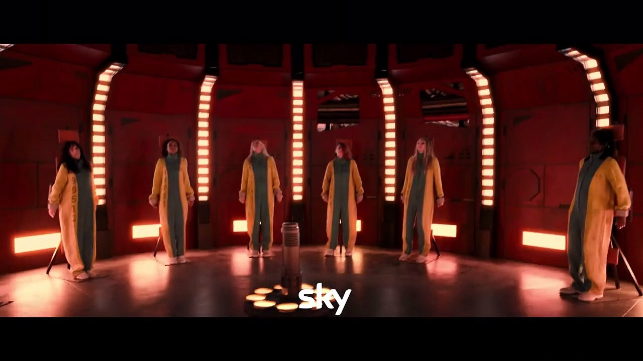 Intergalactic  - Tráiler Oficial -  Sky One