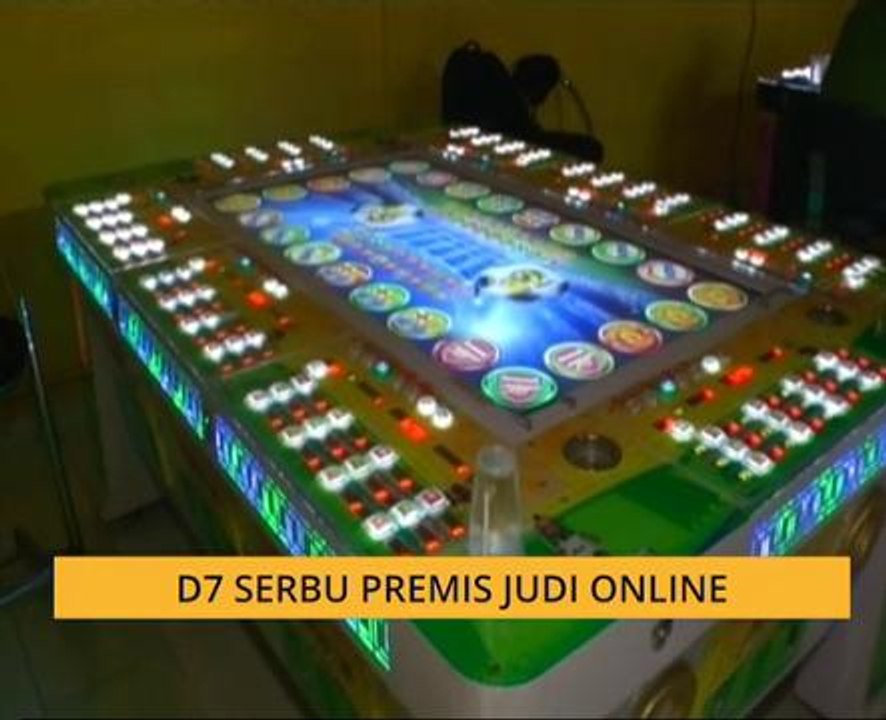 D7 serbu premis judi online