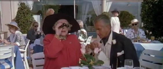 Once upon a crime... Tráiler (2) VO