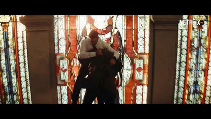 'Alerta roja' -  Avance oficial subtítulado