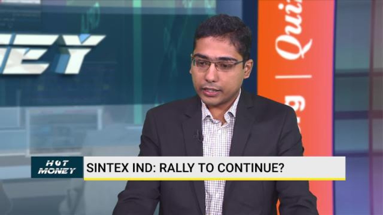 Hear The Pros & Cons Of Investing In Raymond And Relaxo Footwear