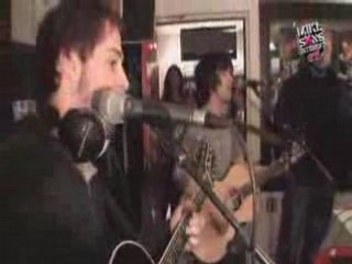 Panic - Nine In The Afternoon [acoustique - NRJ - 05.03.08]