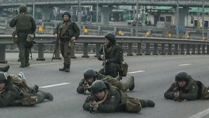 러시아의 키예프 점령, 우크라 결사항전에 가로막히나? / YTN