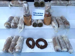 Kavurma arası 11 kilo esrar ele geçirildi