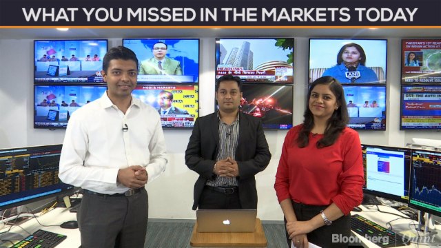 Nifty Extends Drop, Rupee Weakens