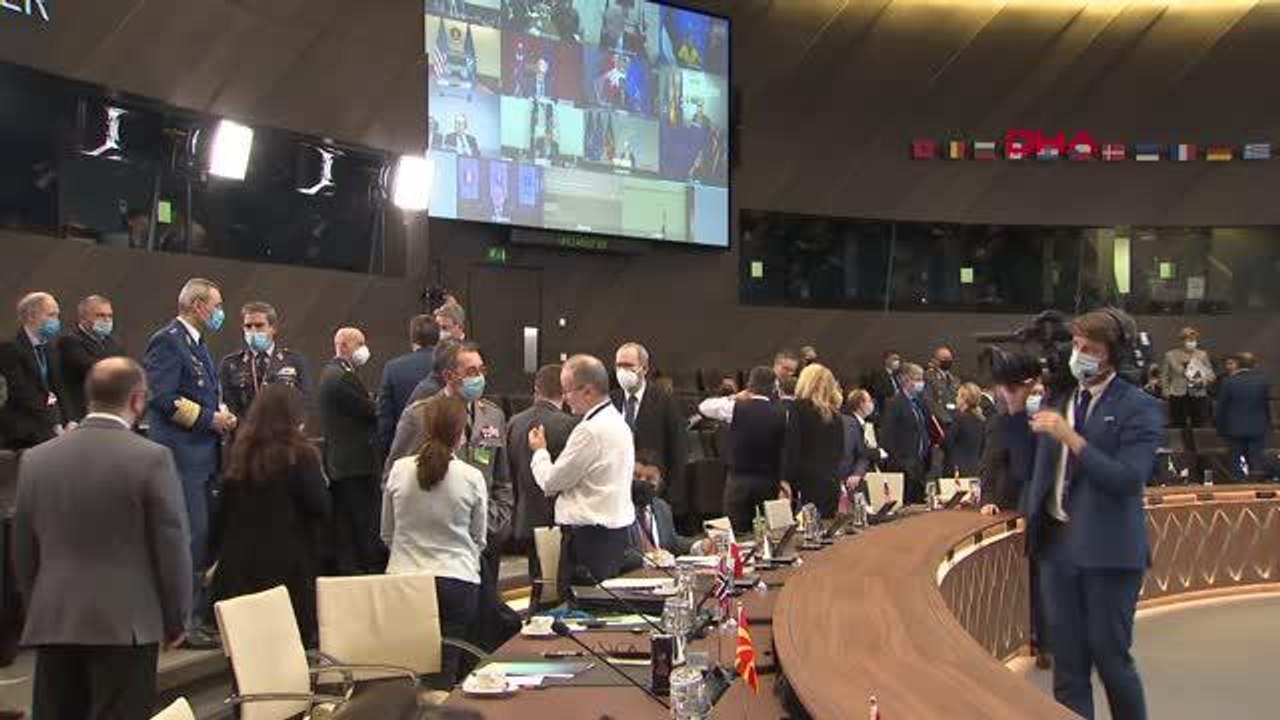 Stoltenberg Rusya'yı askeri harekatını derhal durdurmaya çağırıyoruz